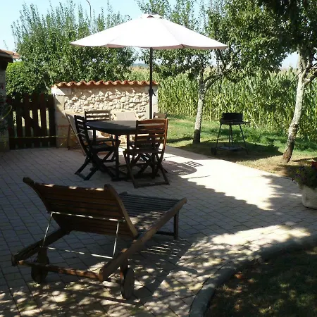 Rural Charentais Tatil Evi
